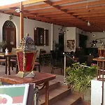 Mango Rooms